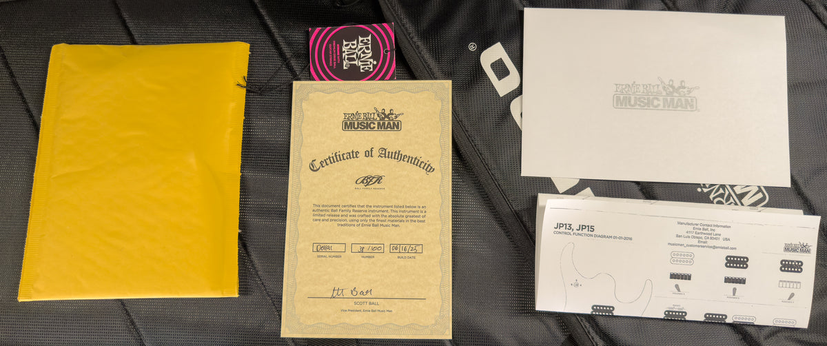 Ernie Ball Music Man JP15 Piezo Solar Flare (191)