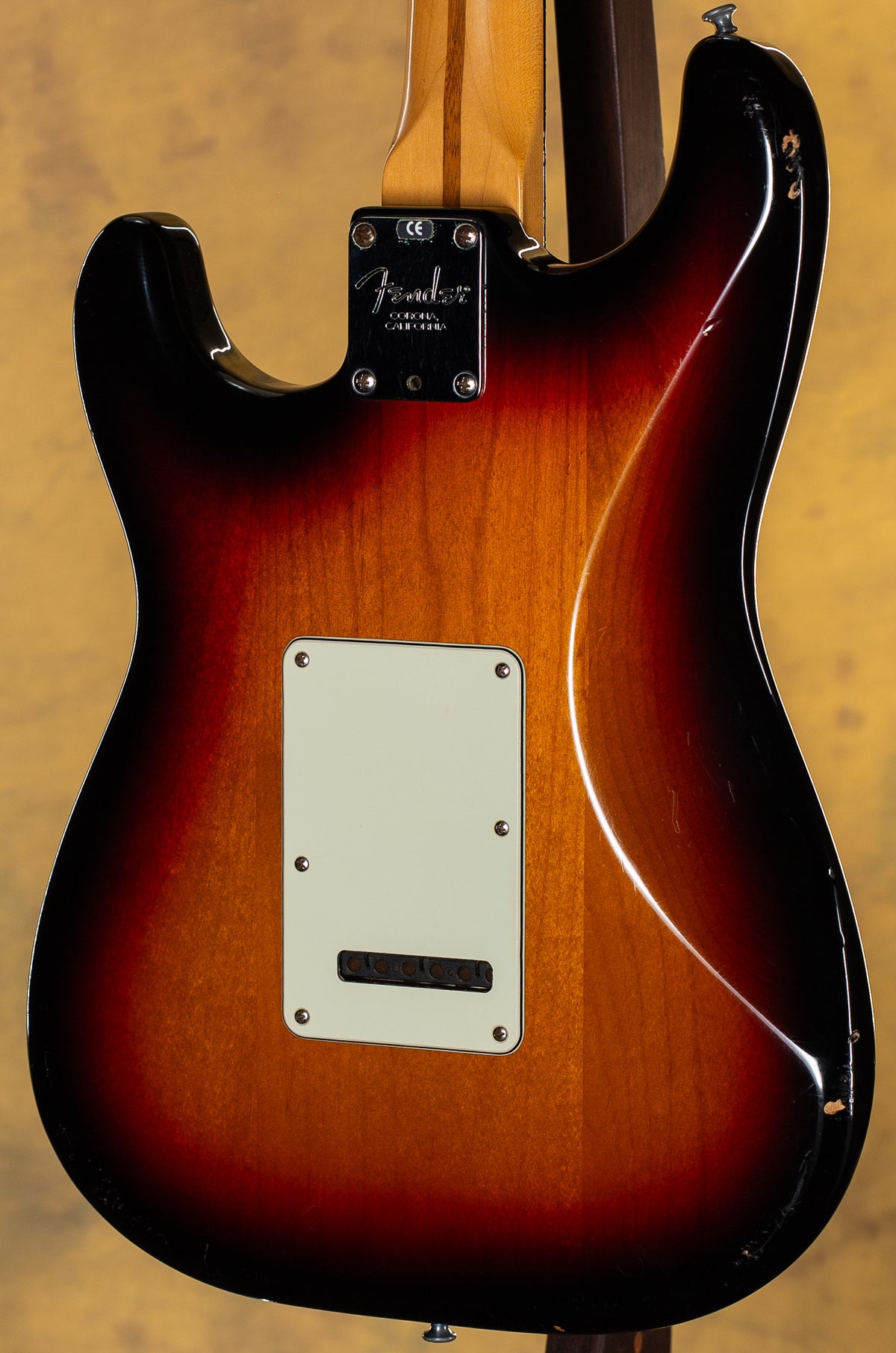 1998 Fender American Deluxe Stratocaster 3 Tone Sunburst