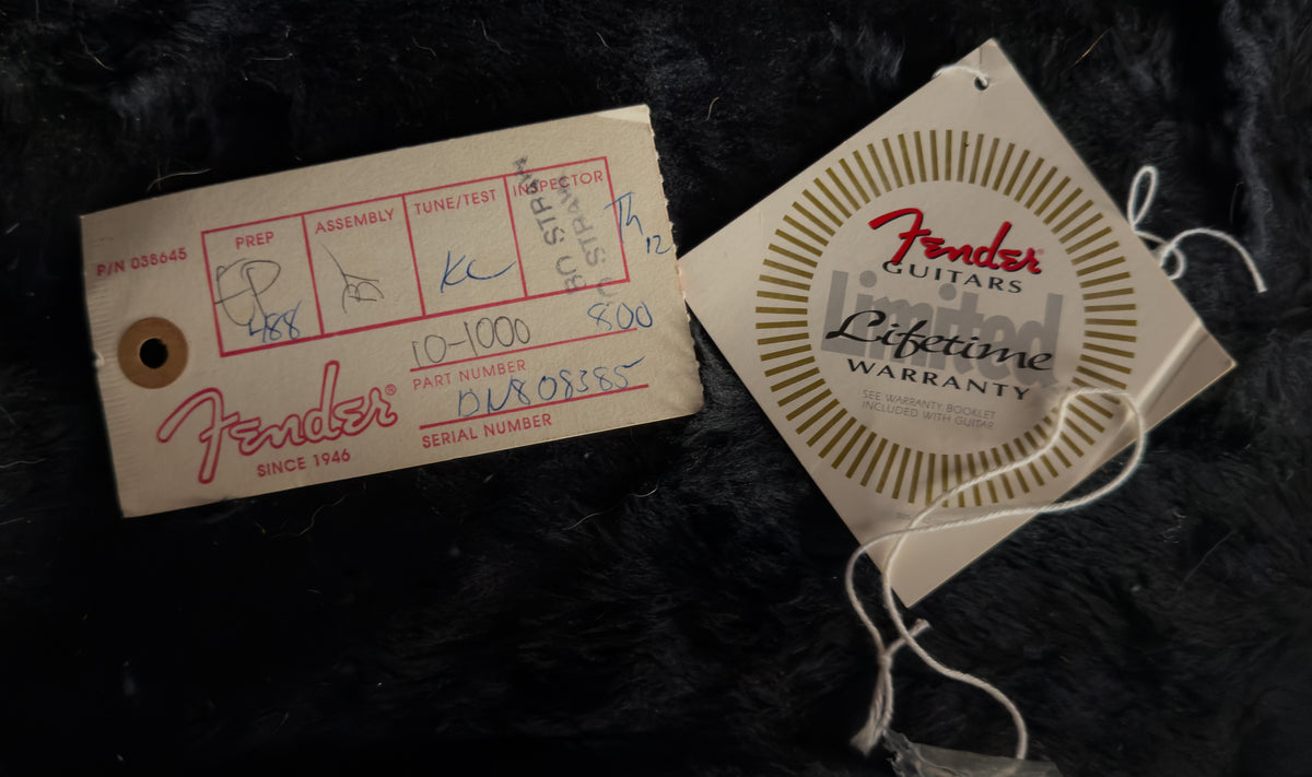 1998 Fender American Deluxe Stratocaster 3 Tone Sunburst