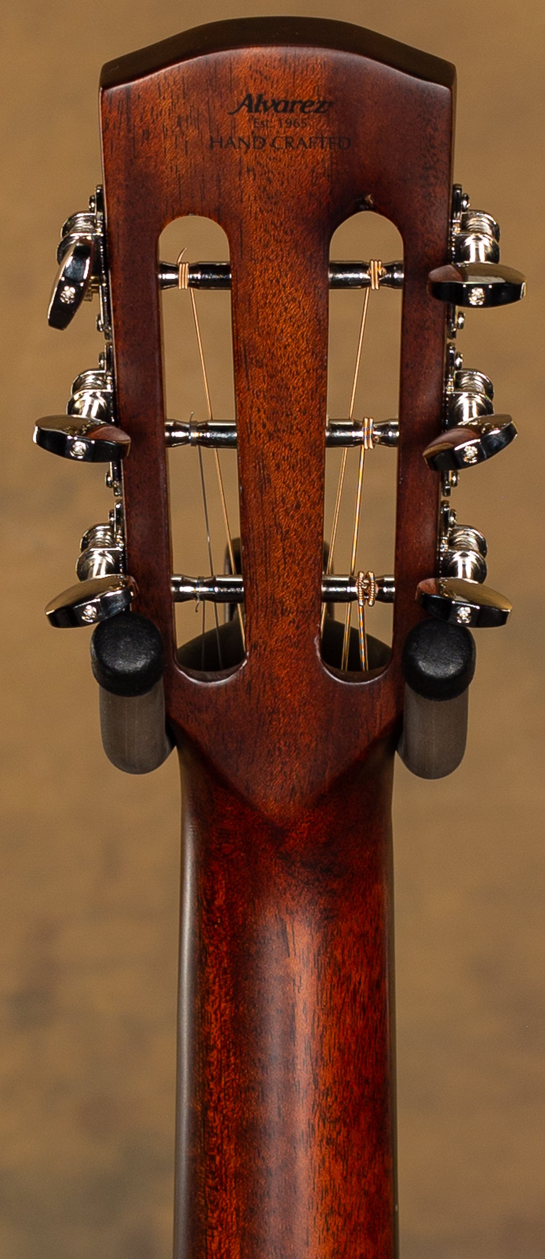 Alvarez Masterworks Series MDR70ESB Sunburst