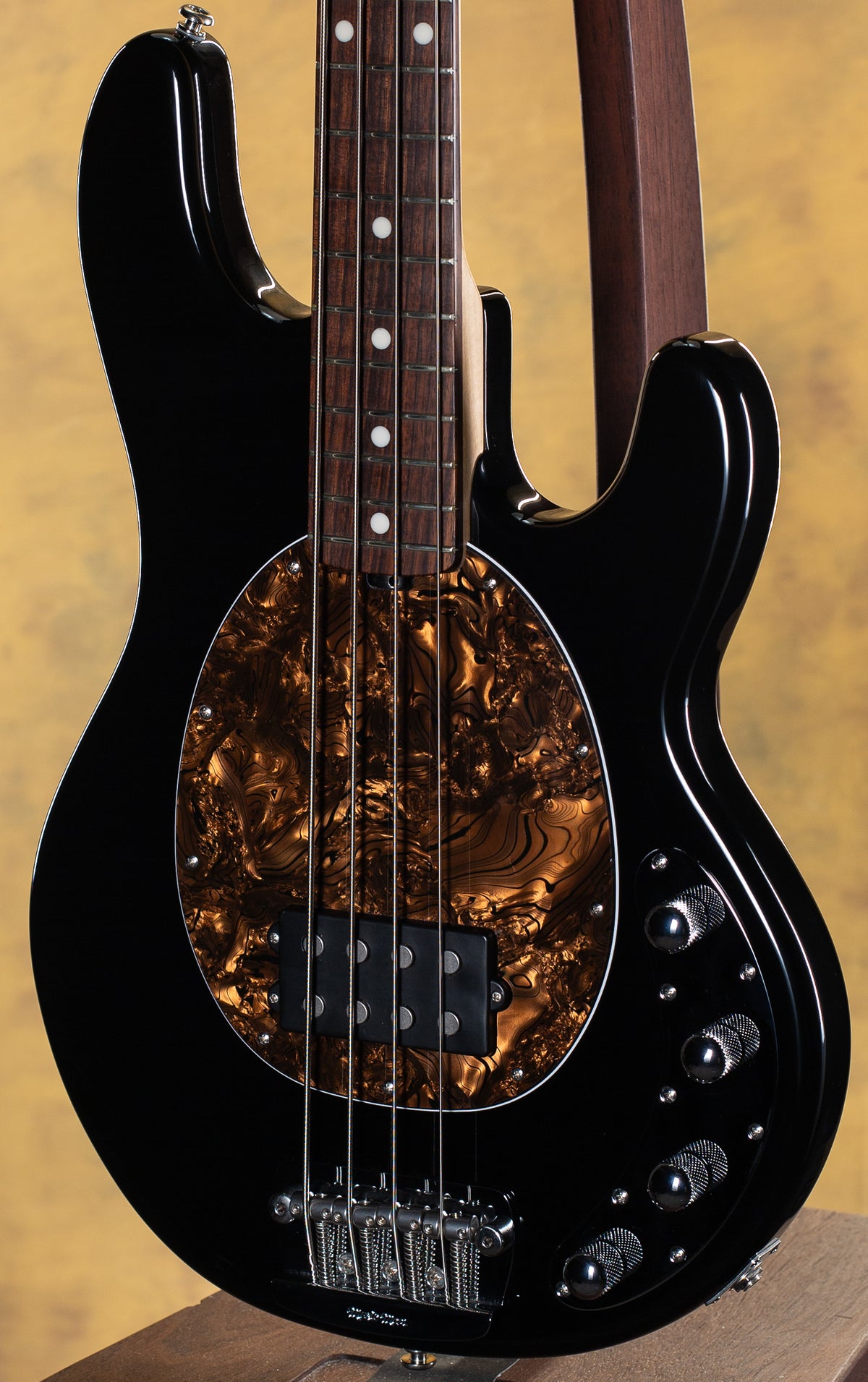 2009 Ernie Ball Music Man Stingray 4H Black Rosewood