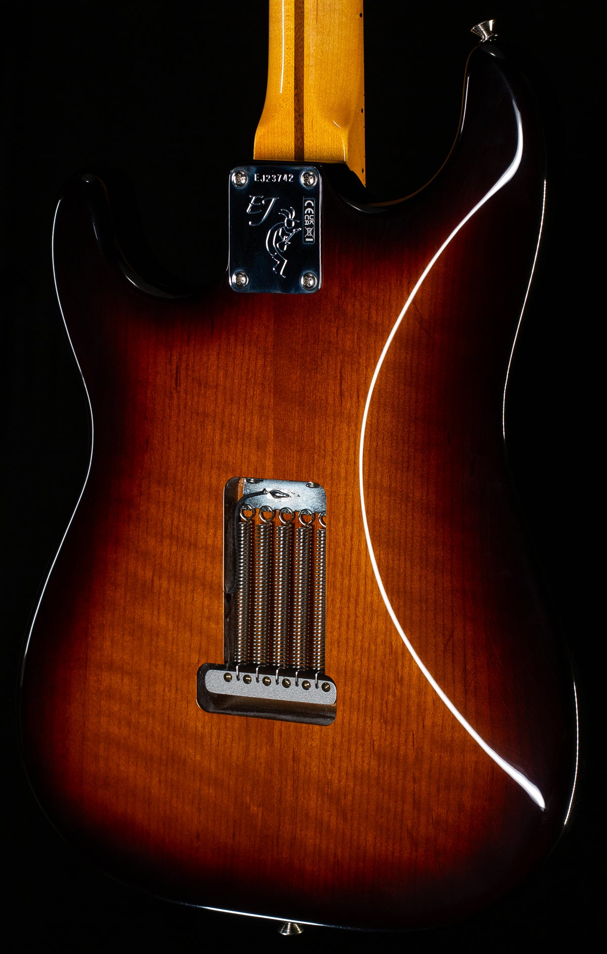 Fender Eric Johnson Stratocaster Maple Fingerboard 2-Color Sunburst (742)