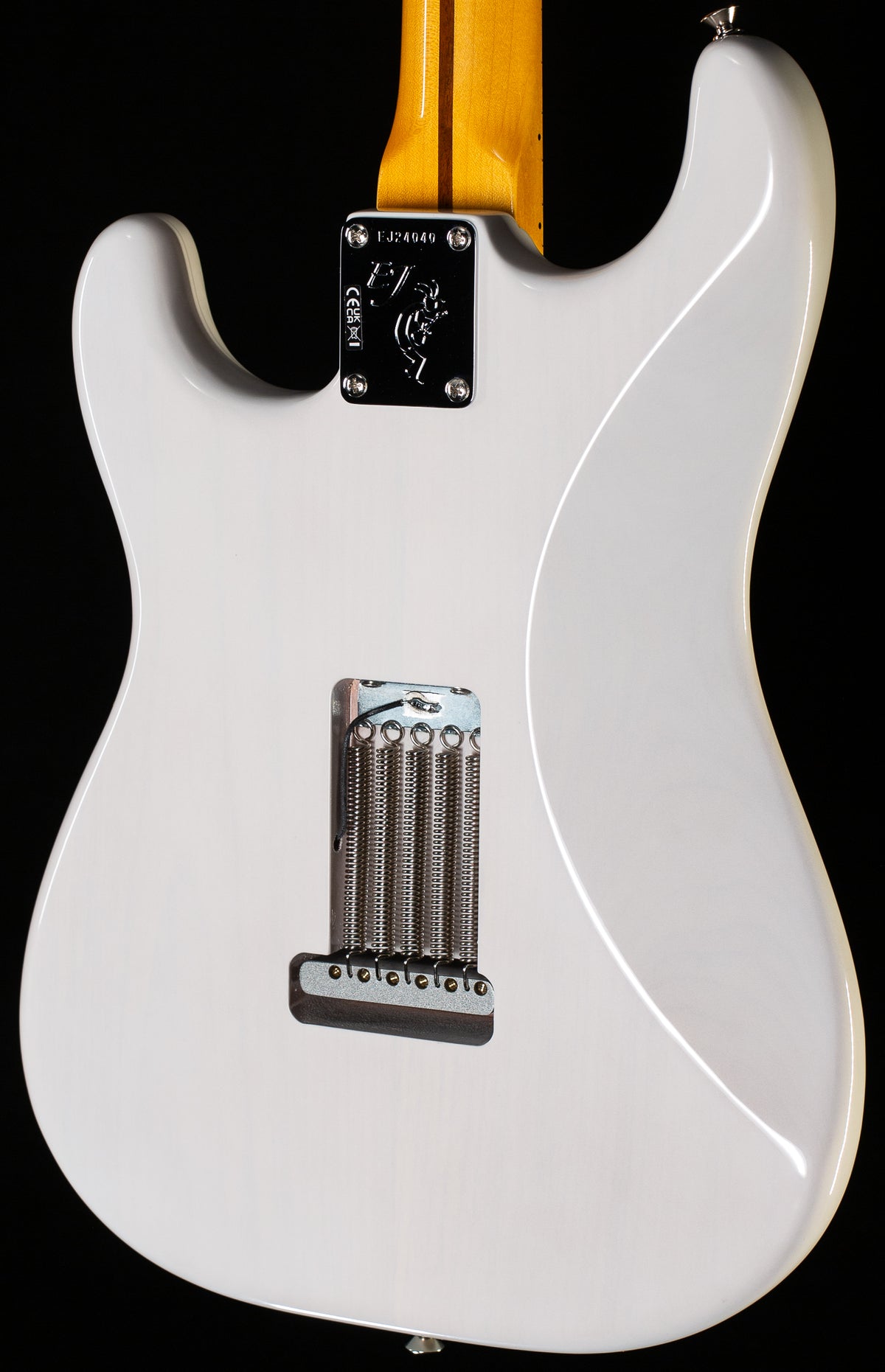 Fender Eric Johnson Stratocaster Maple Fingerboard White Blonde (040)