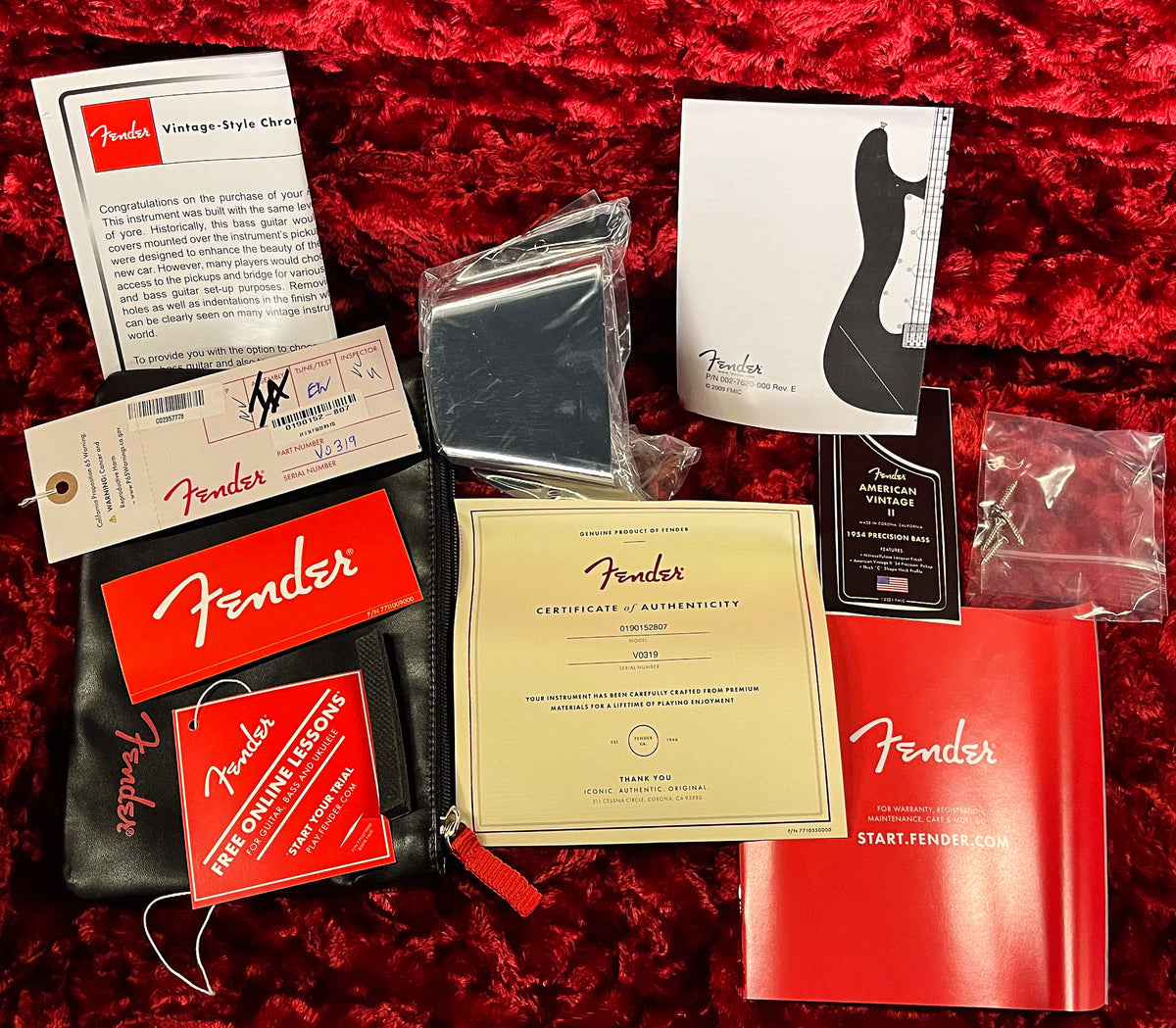 Fender American Vintage II 1954 Precision Bass Maple Fingerboard Vintage Blonde (319)