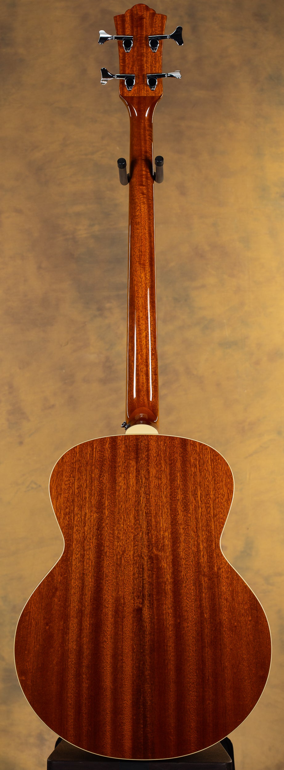 Guild B-140E Natural