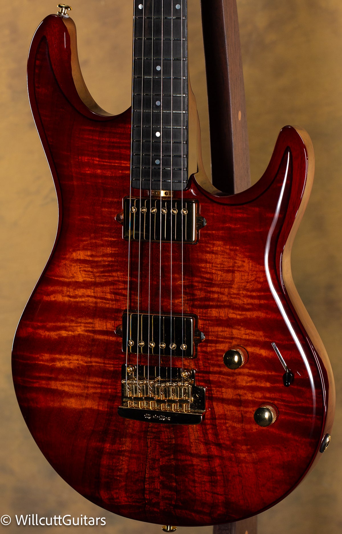 Ernie Ball Music Man Luke BFR Koa