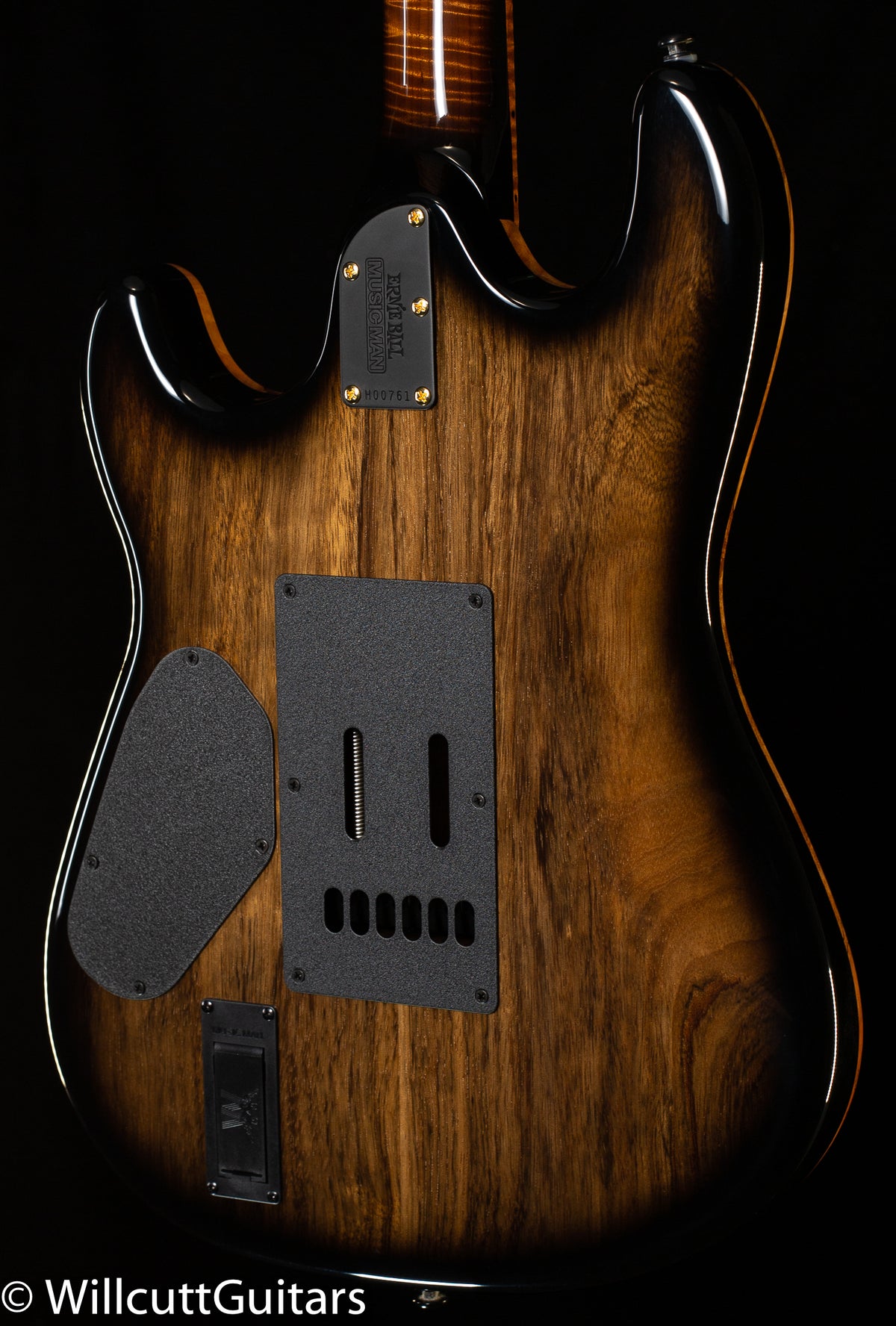 Ernie Ball Music Man Sabre HT Trem Duello (761)