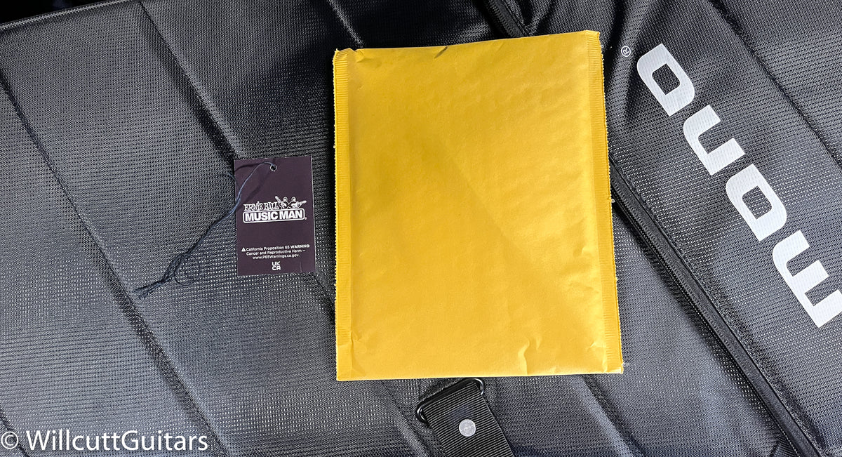 Ernie Ball Music Man Sabre HH Cobra Flame (868)