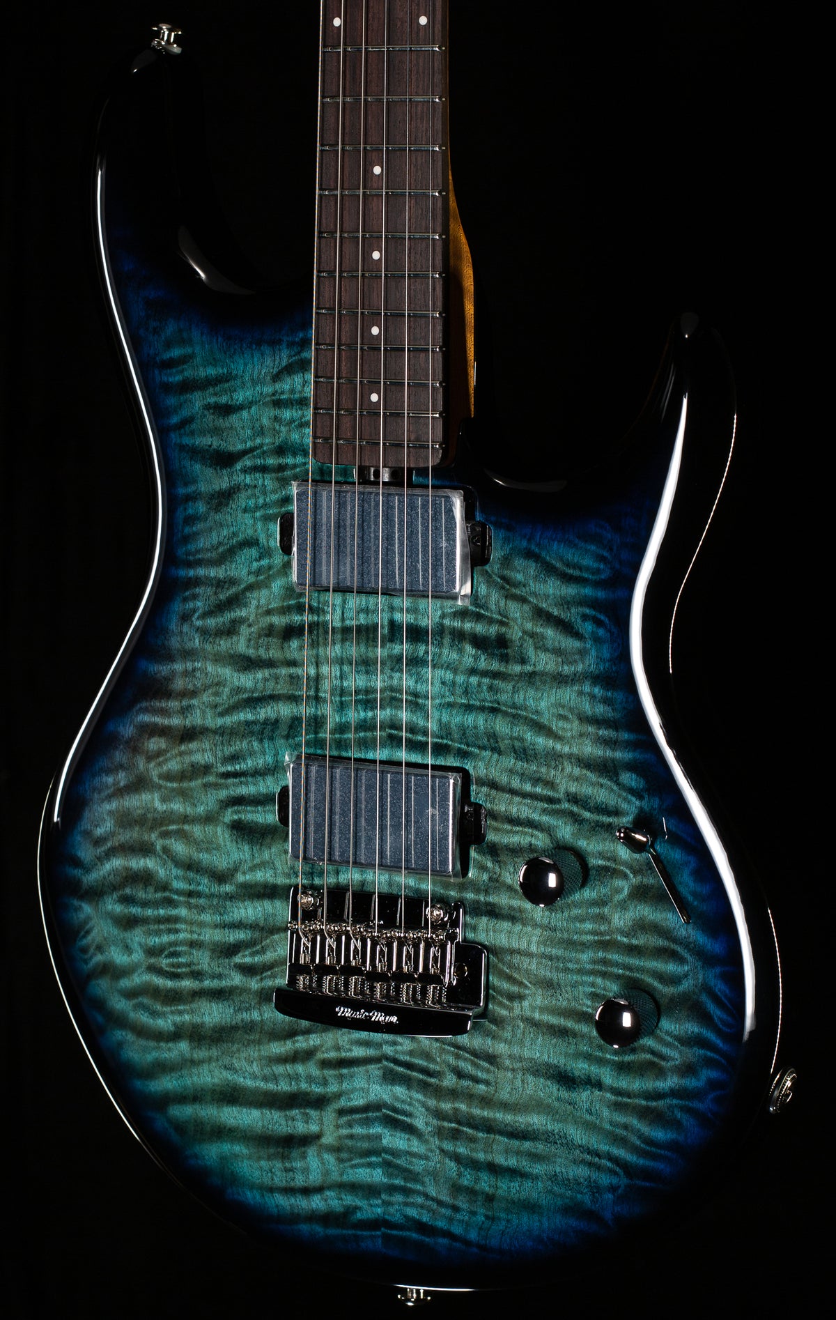 Ernie Ball Music Man Luke 4 HH Blue Dream (149)