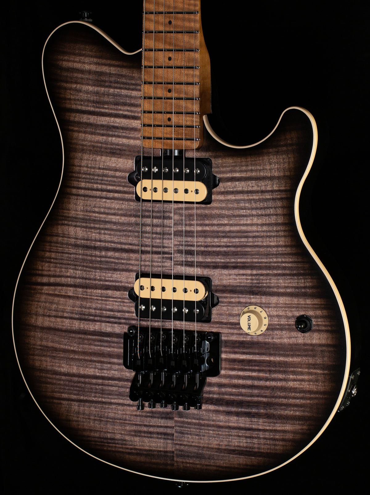 Ernie Ball Music Man Axis Charcoal Cloud Flame (301)