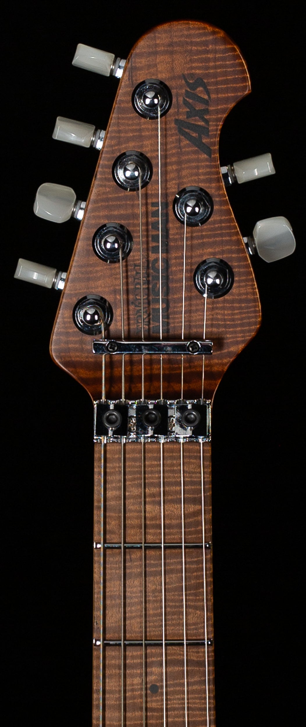 Ernie Ball Music Man Axis Yucatan Quilt (758)