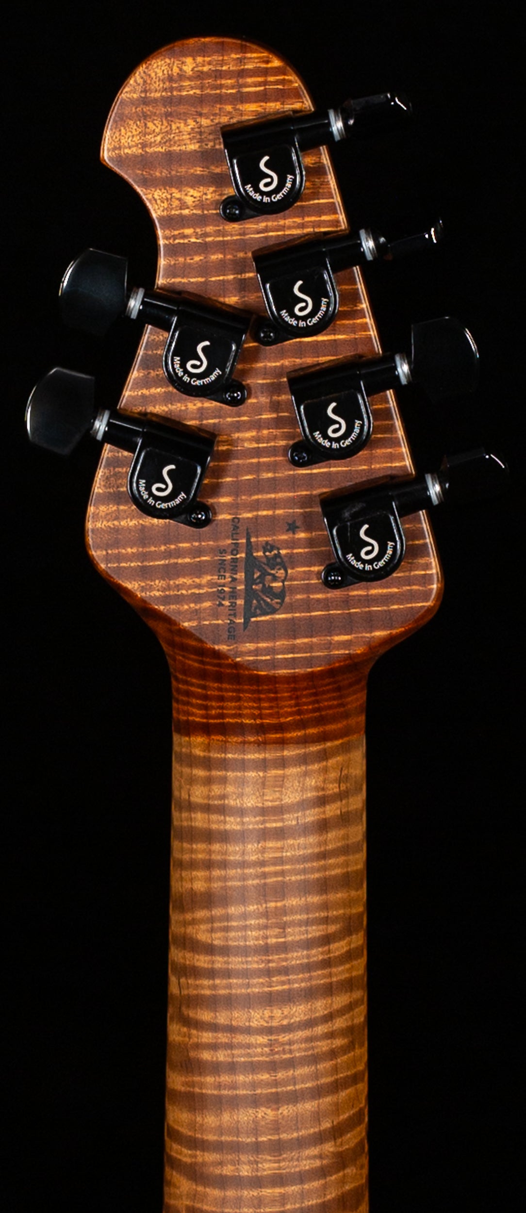 Ernie Ball Music Man Axis Matcha Flame (681)