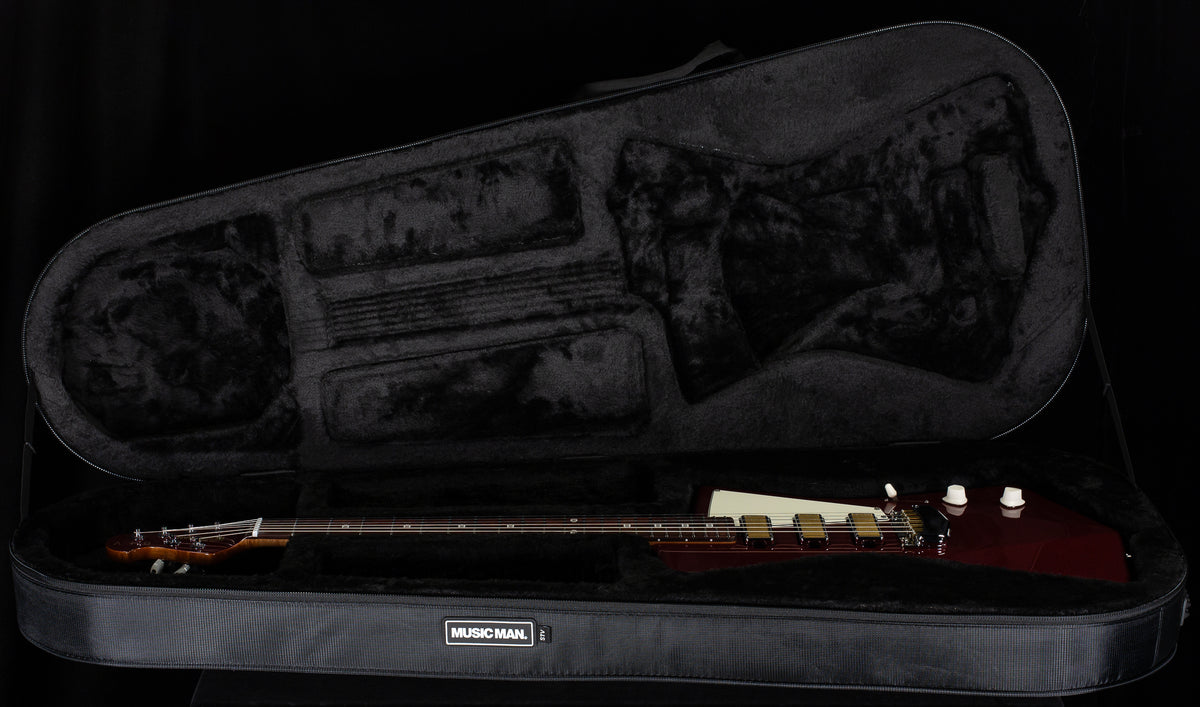 Ernie Ball Music Man St. Vincent Goldie Velveteen (742)