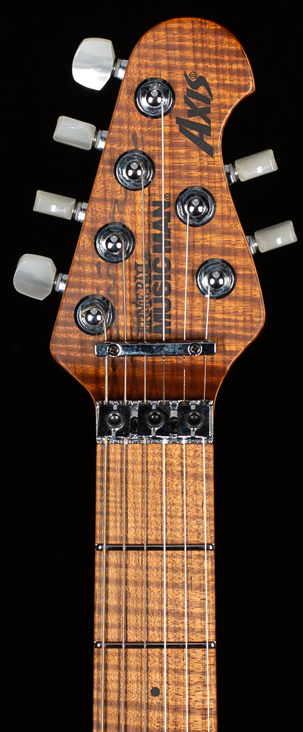 Ernie Ball Music Man Willcutt Limited Axis Lava Burst Quilt (442)