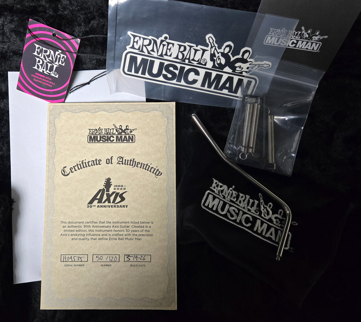 Ernie Ball Music Man 30th Anniversary Axis Gold Quilt (535)