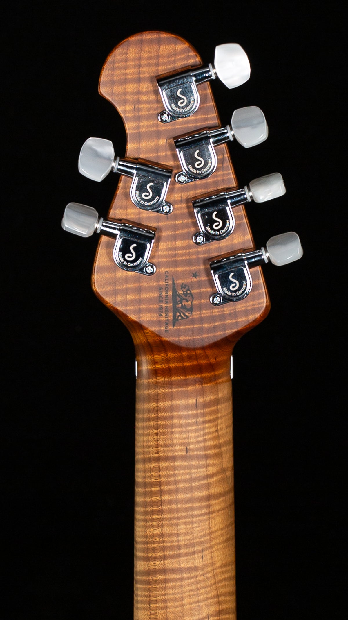 Ernie Ball Music Man Willcutt Limited Axis Lava Burst Quilt