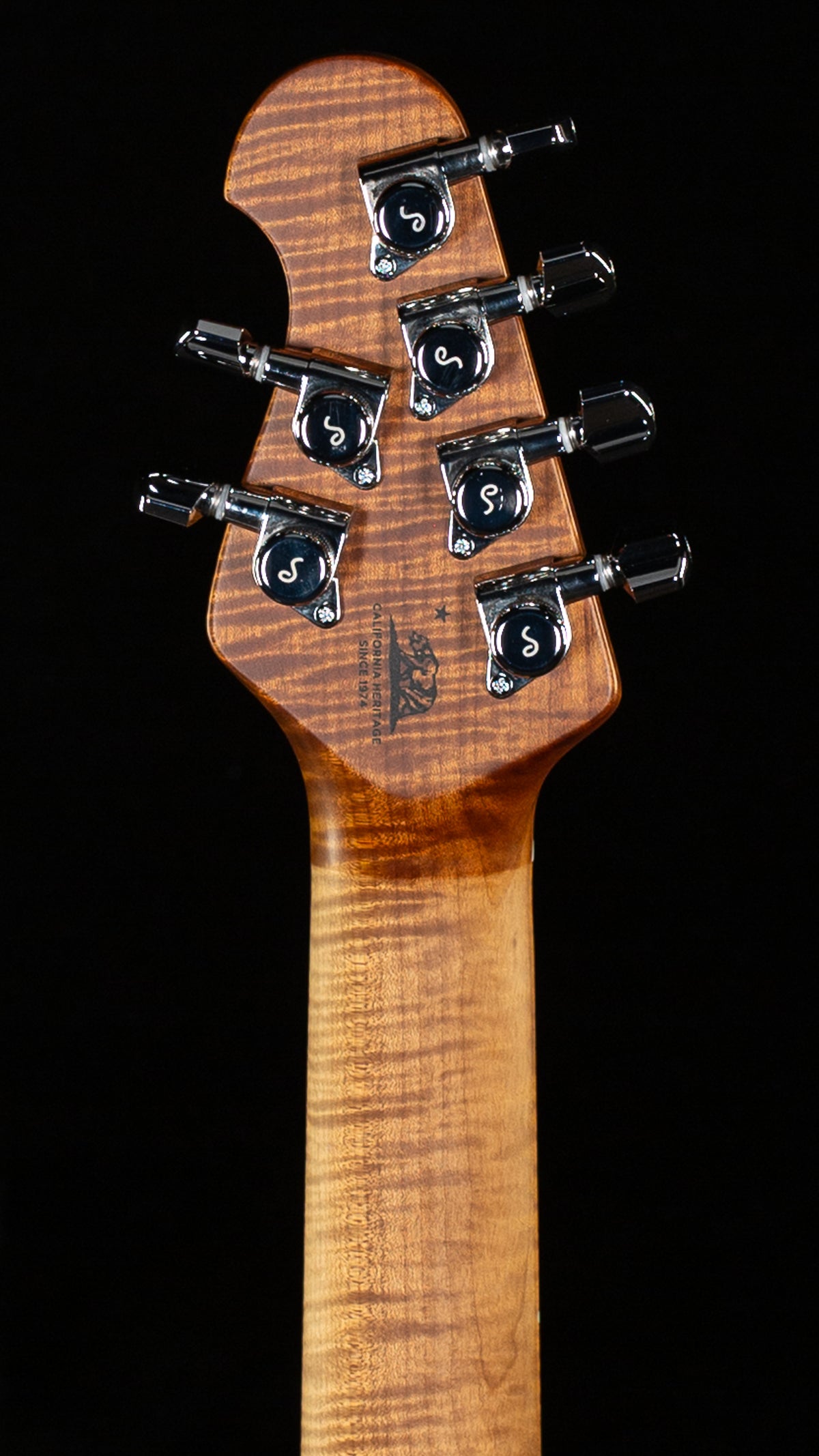 Ernie Ball Music Man Albert Lee HSS Honey Burst (409)