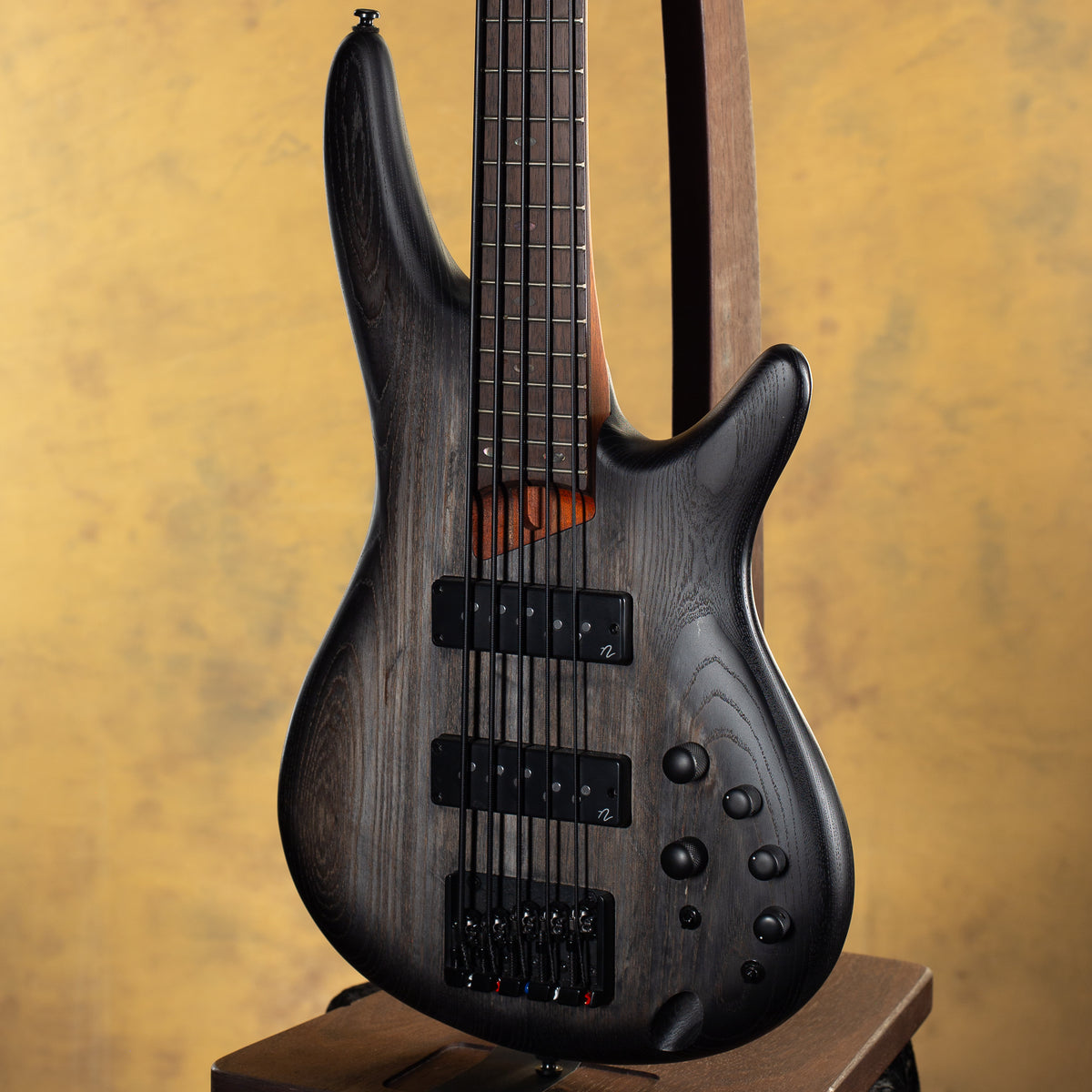 2021 Ibanez SR605E 5 String Bass Black Stained burst