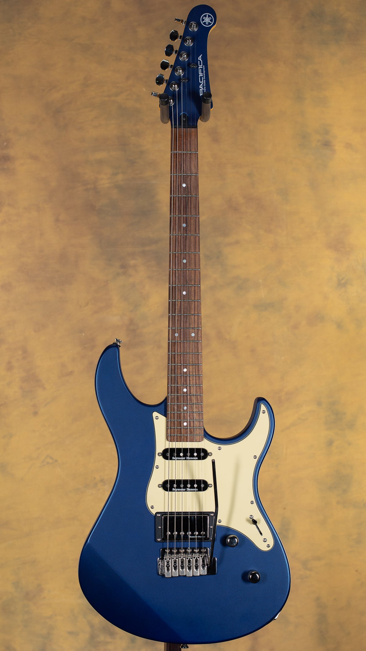 Yamaha PAC612VIIX Pacifica Matte Silk Blue