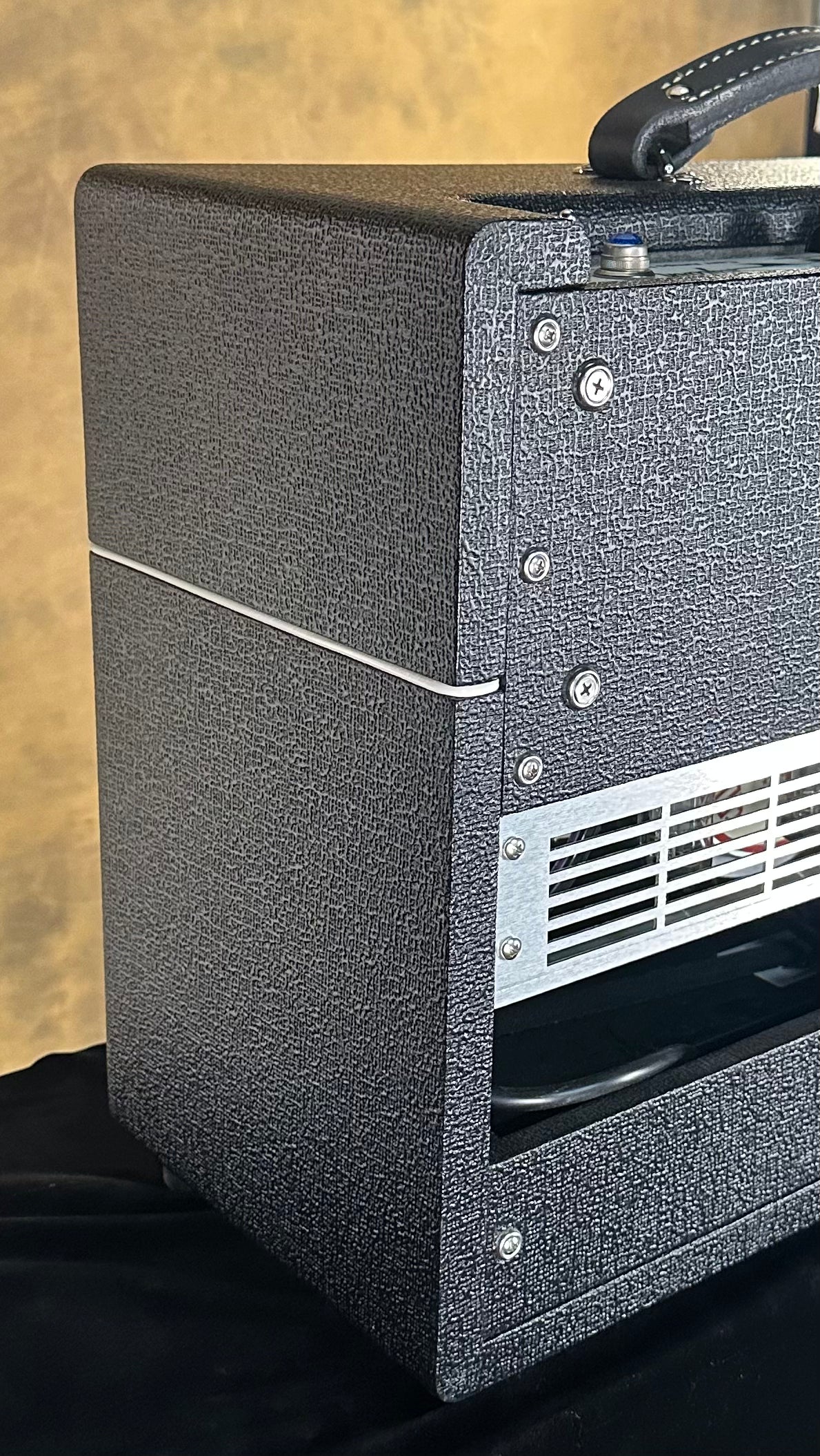 Carr Skylark 1x12 Black