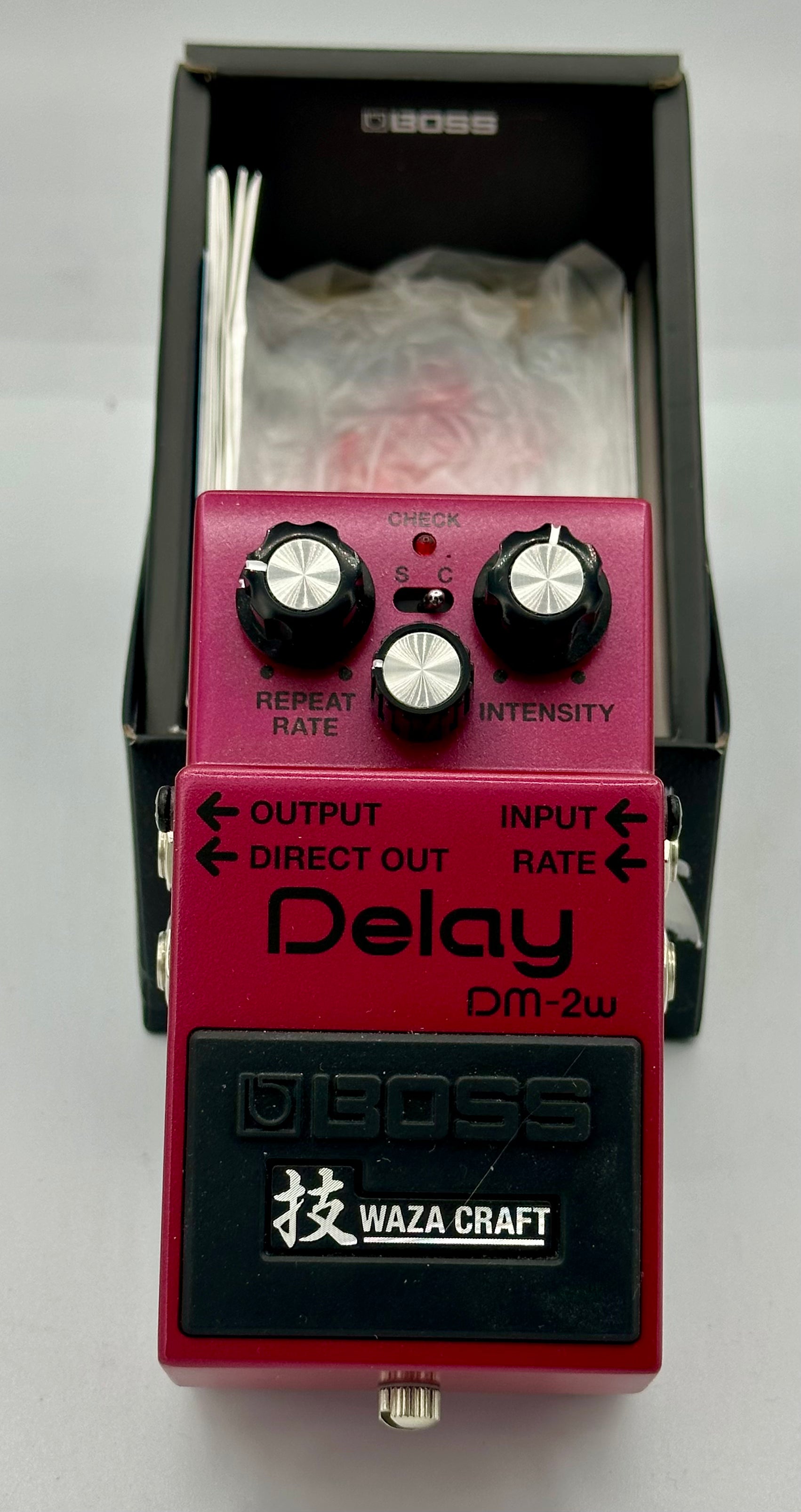 Boss DM-2w Delay Waza - Willcutt Guitars
