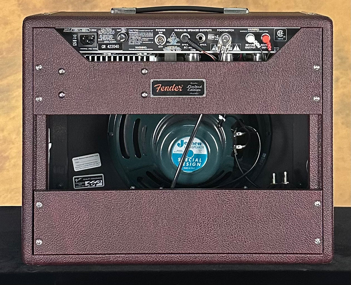 Fender Limited Edition '65 Princeton Reverb Wine