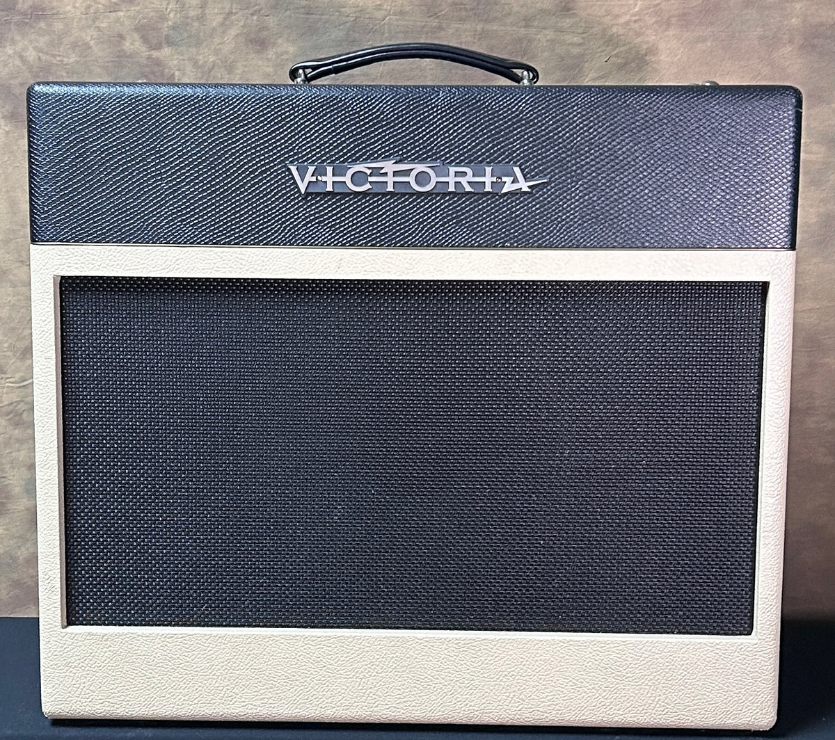 Victoria Silver Sonic 1x12