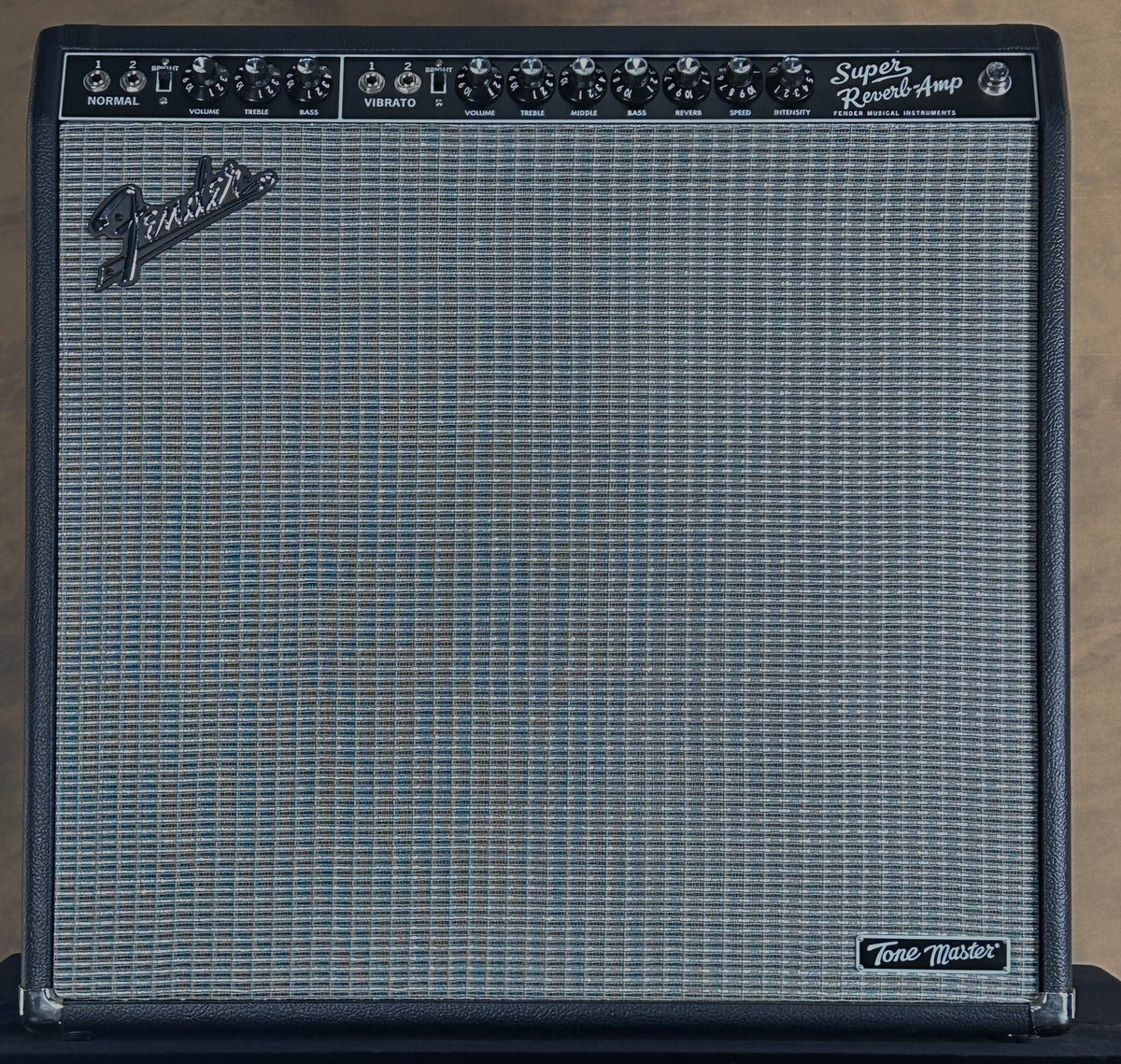 Fender Tone Master Super Reverb 4x10 Black