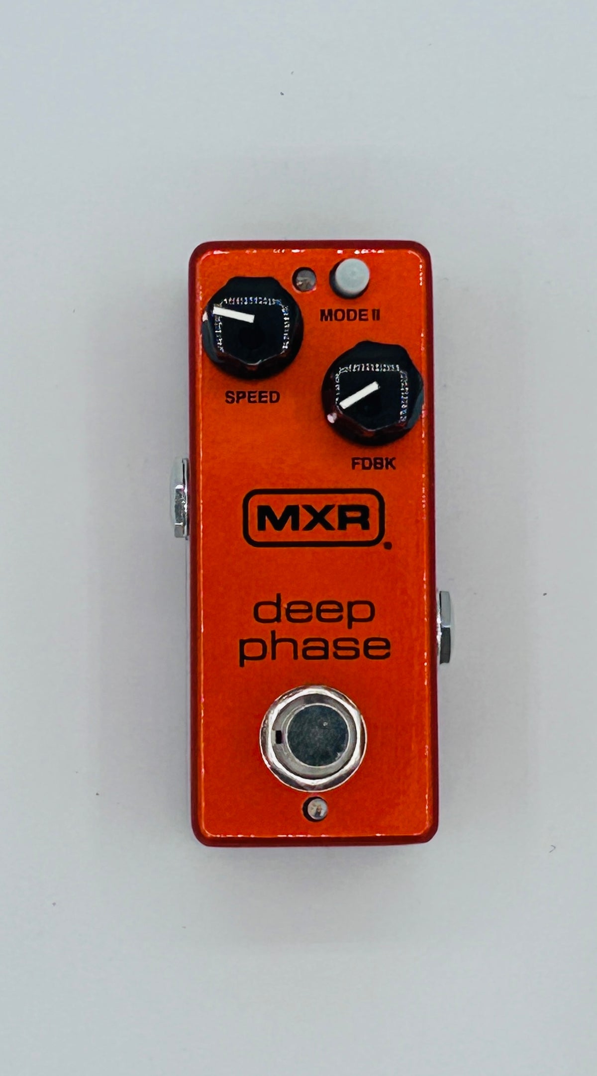MXR Deep Phase M279