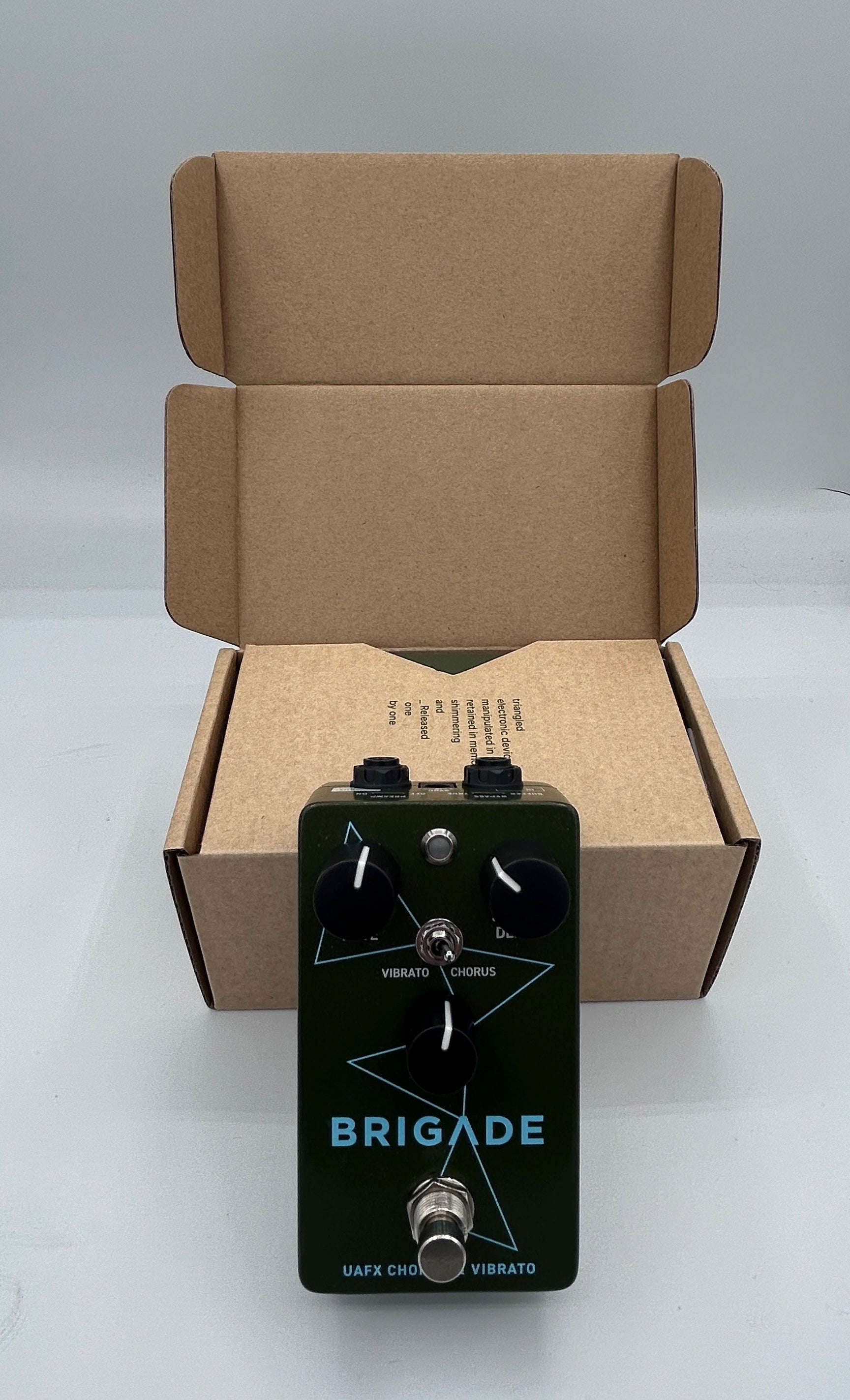brigade chorus pedal Universal Audio Brigade Chorus/Vibrato