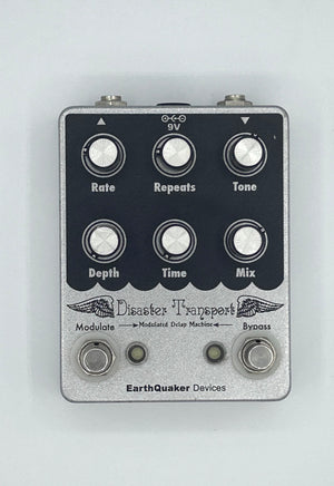 disaster transport pedal EarthQuaker Devices Disaster Transport Modulated Delay Machine
