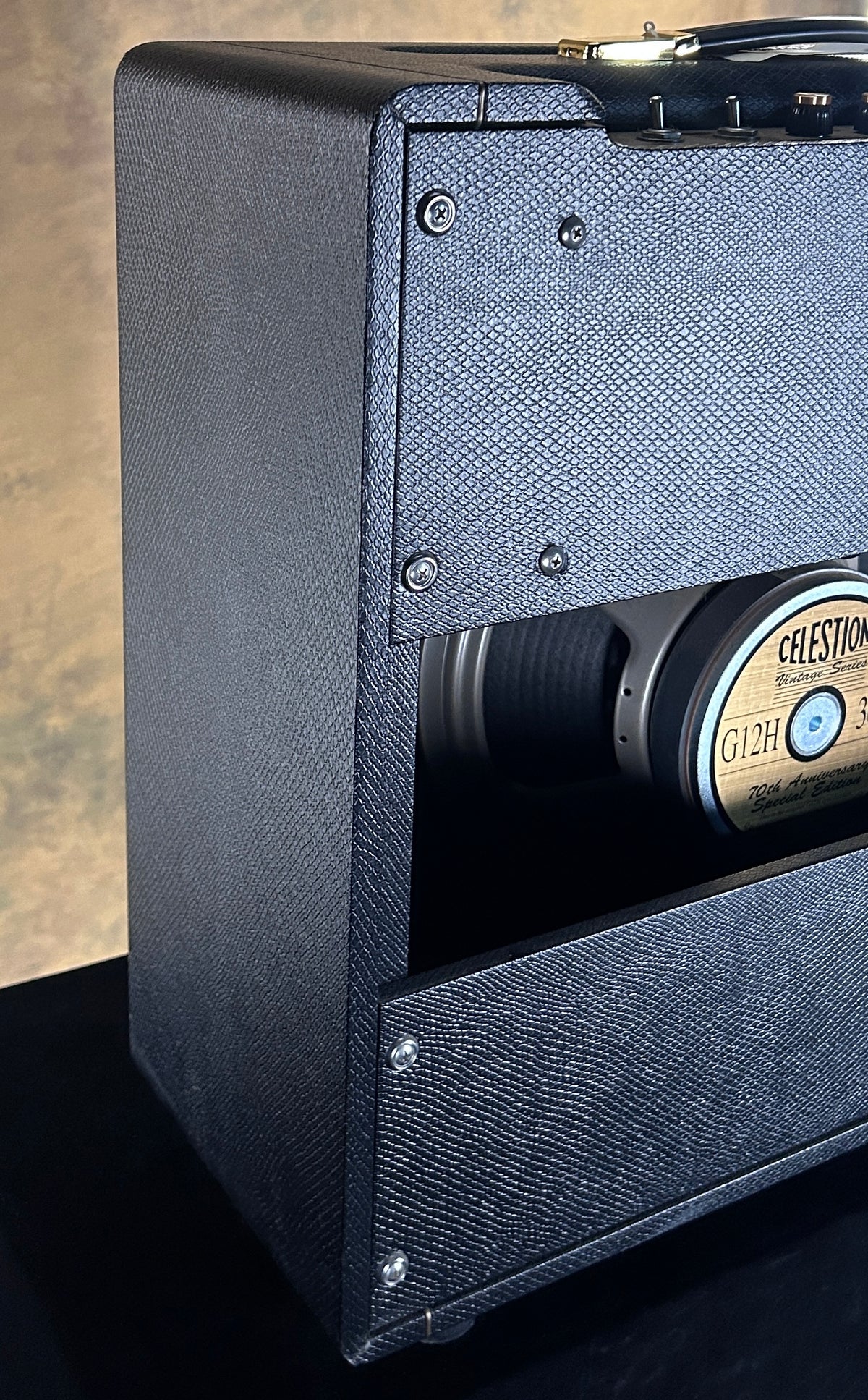 Retro King 18 Watt Combo 1x12 Black