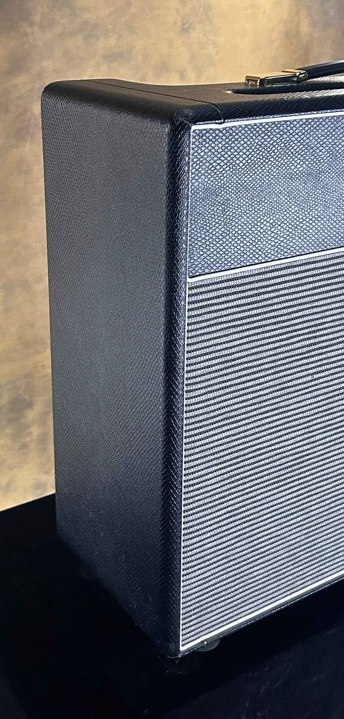 Retro King 18 Watt Combo 1x12 Black