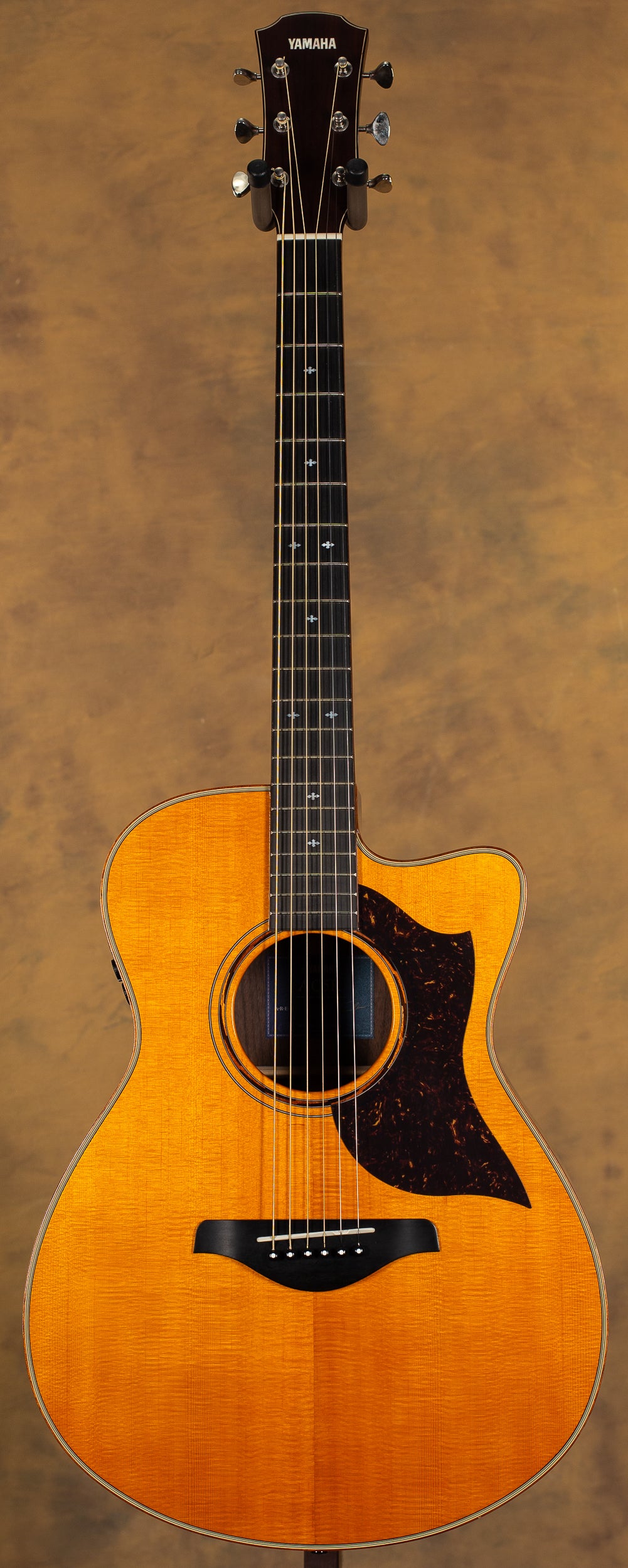 Yamaha AC5R Concert Vintage Natural - Willcutt Guitars