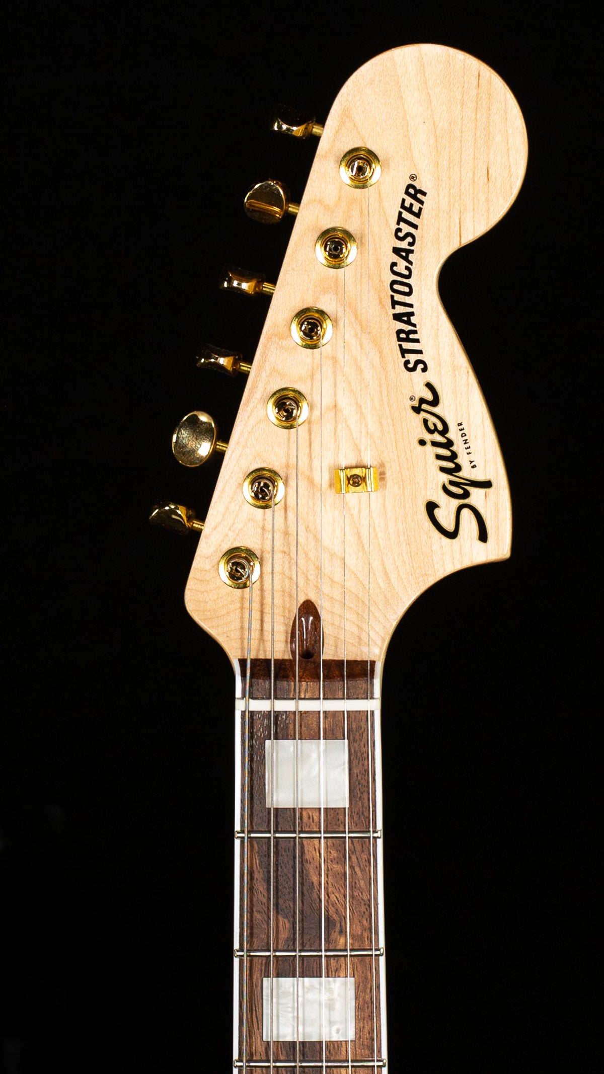 Squier 40th Anniversary Stratocaster Gold Edition Laurel Fingerboard Gold Anodized Pickguard Lake Placid Blue (697)