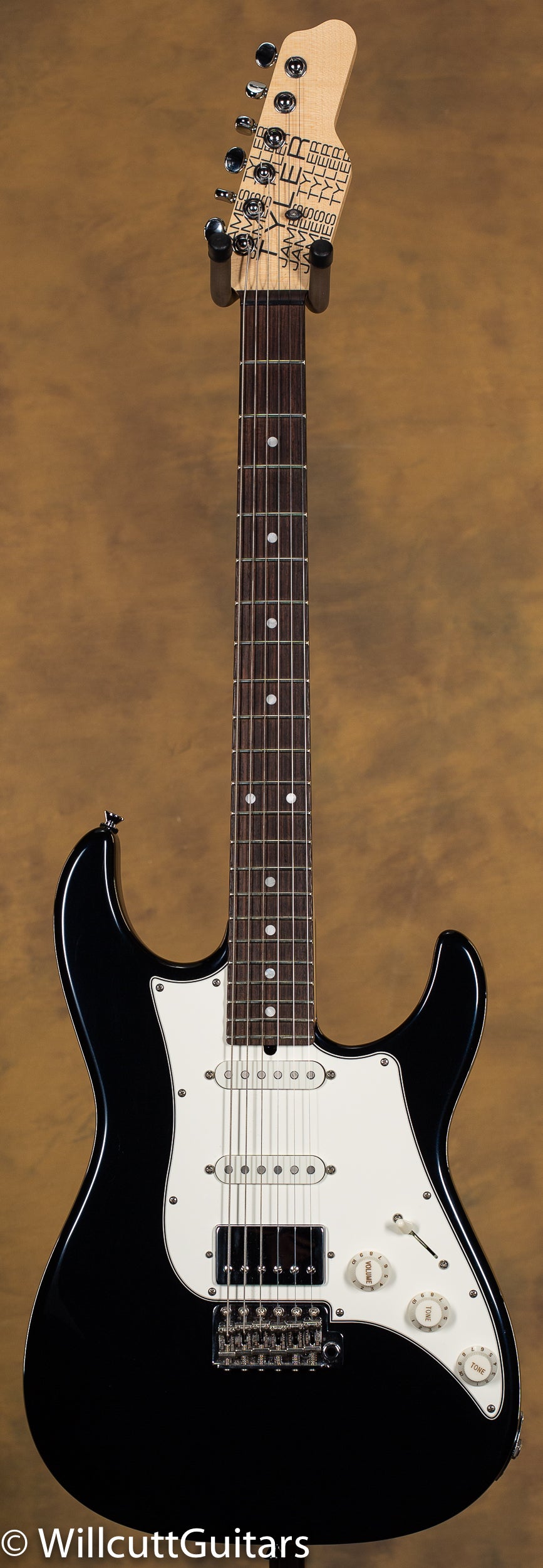 James Tyler Studio Elite HD-P Black Japan - Willcutt Guitars