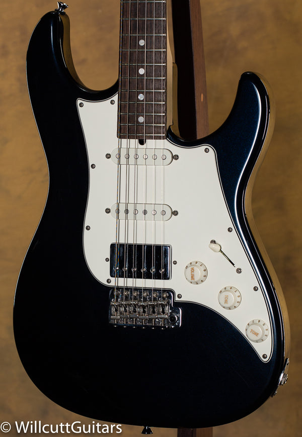 新品同様　james tyler japan studio elite HD James Tyler Studio Elite HD-P Black Japan - Willcutt Guitars