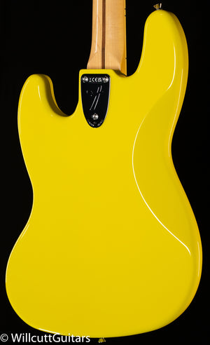 Fender Made in Japan Limited International Color Jazz Bass Maple Fingerboard Monaco Yellow (037)