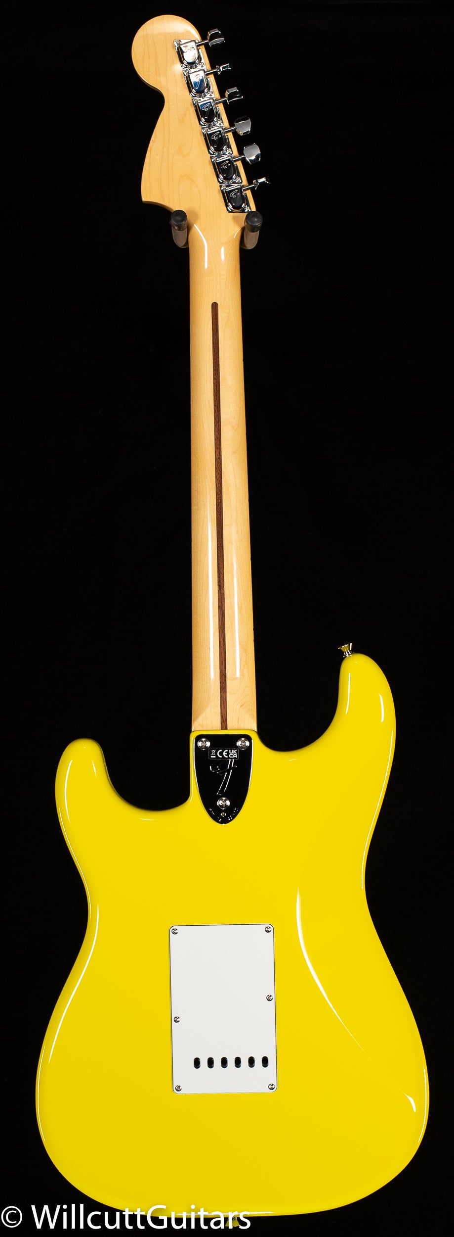 Fender Made in Japan Limited International Color Stratocaster 