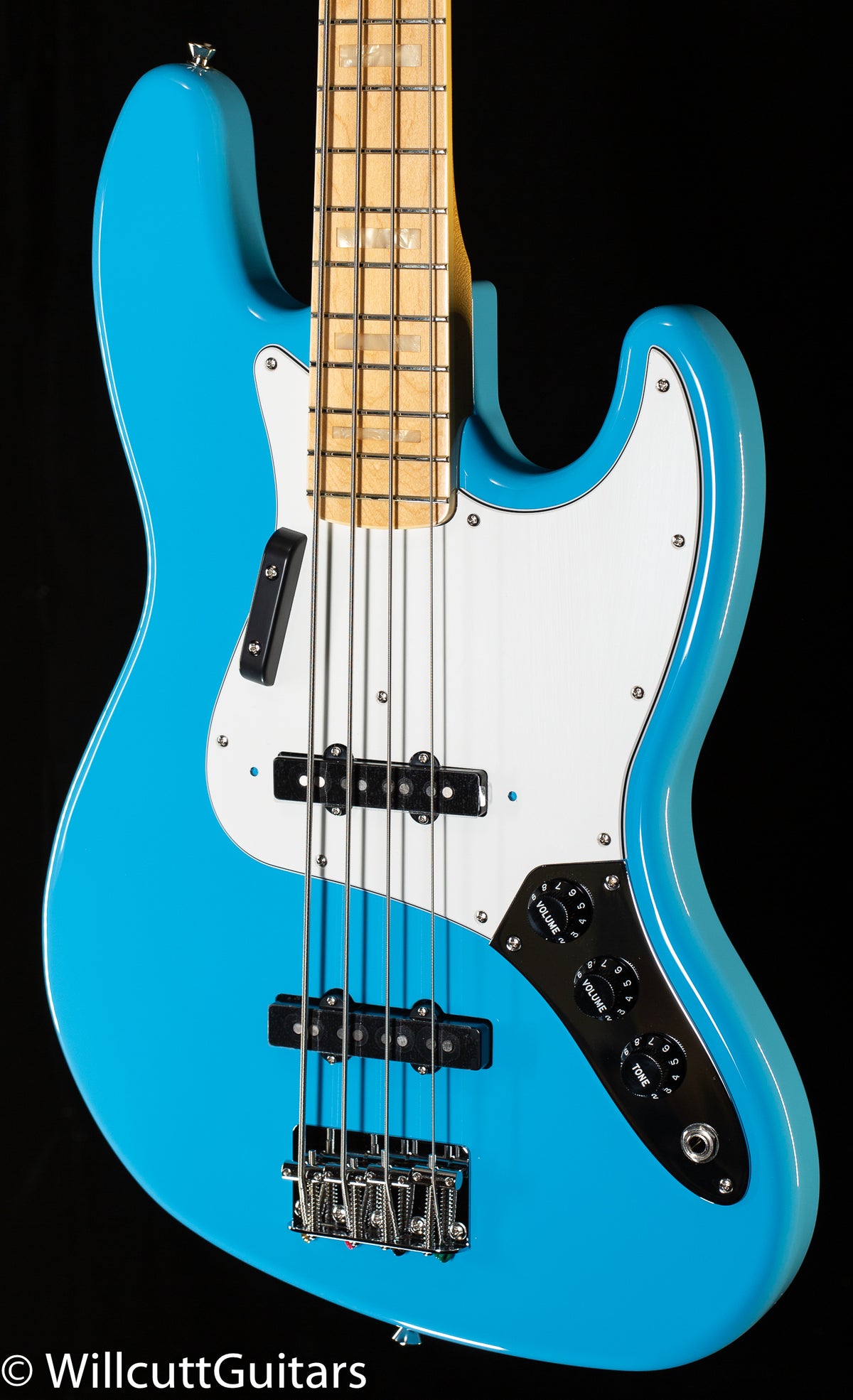 Fender Made in Japan Limited International Color Jazz Bass Maple Fingerboard Maui Blue (520)