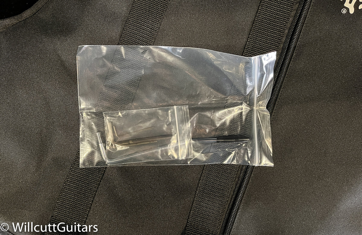 Fender Made in Japan Limited International Color Stratocaster Maple Fingerboard Sahara Taupe (737)