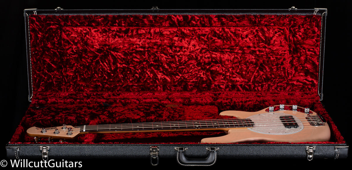 Ernie Ball Music Man StingRay Special Pueblo Pink (327