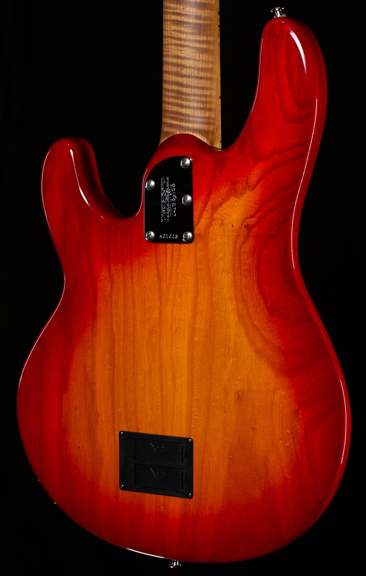 Ernie Ball Music Man StingRay Special Willcutt Exclusive Lava Burst (048)