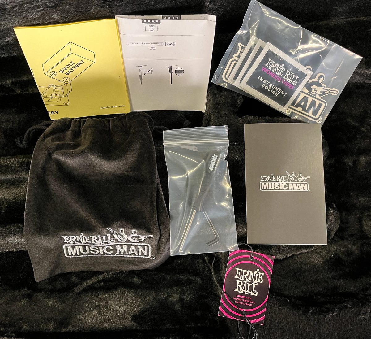 Ernie Ball Music Man StingRay Special Black (256)