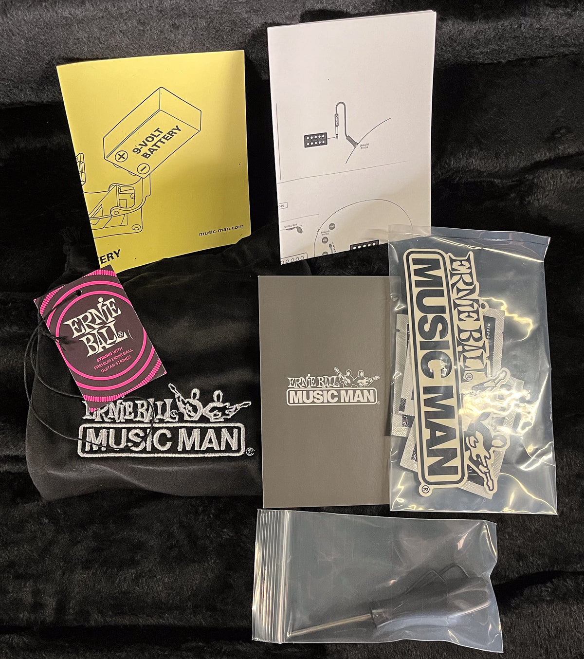 Ernie Ball Music Man StingRay 5 HH Willcutt Exclusive Special Lava Burst (144)