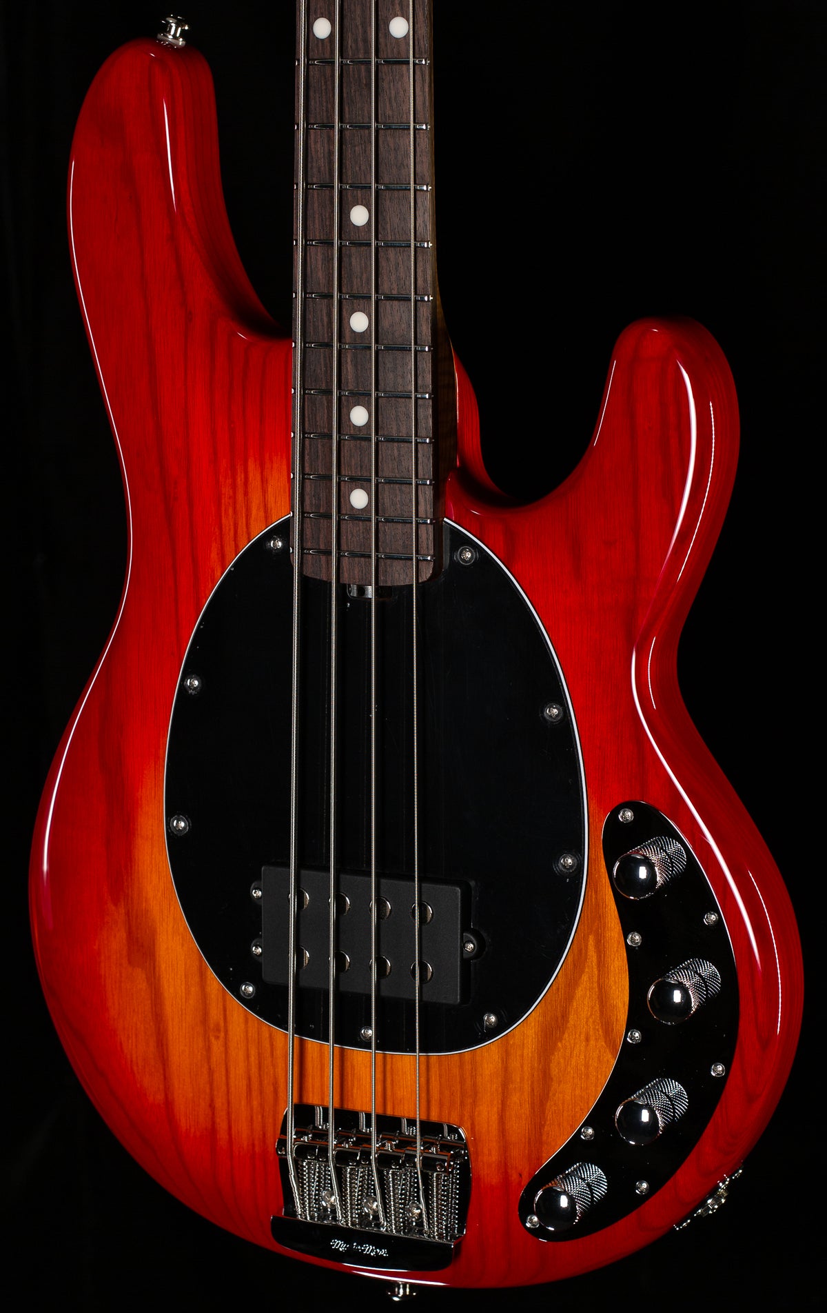 Ernie Ball Music Man StingRay H Special Willcutt Exclusive Lava Burst (494)