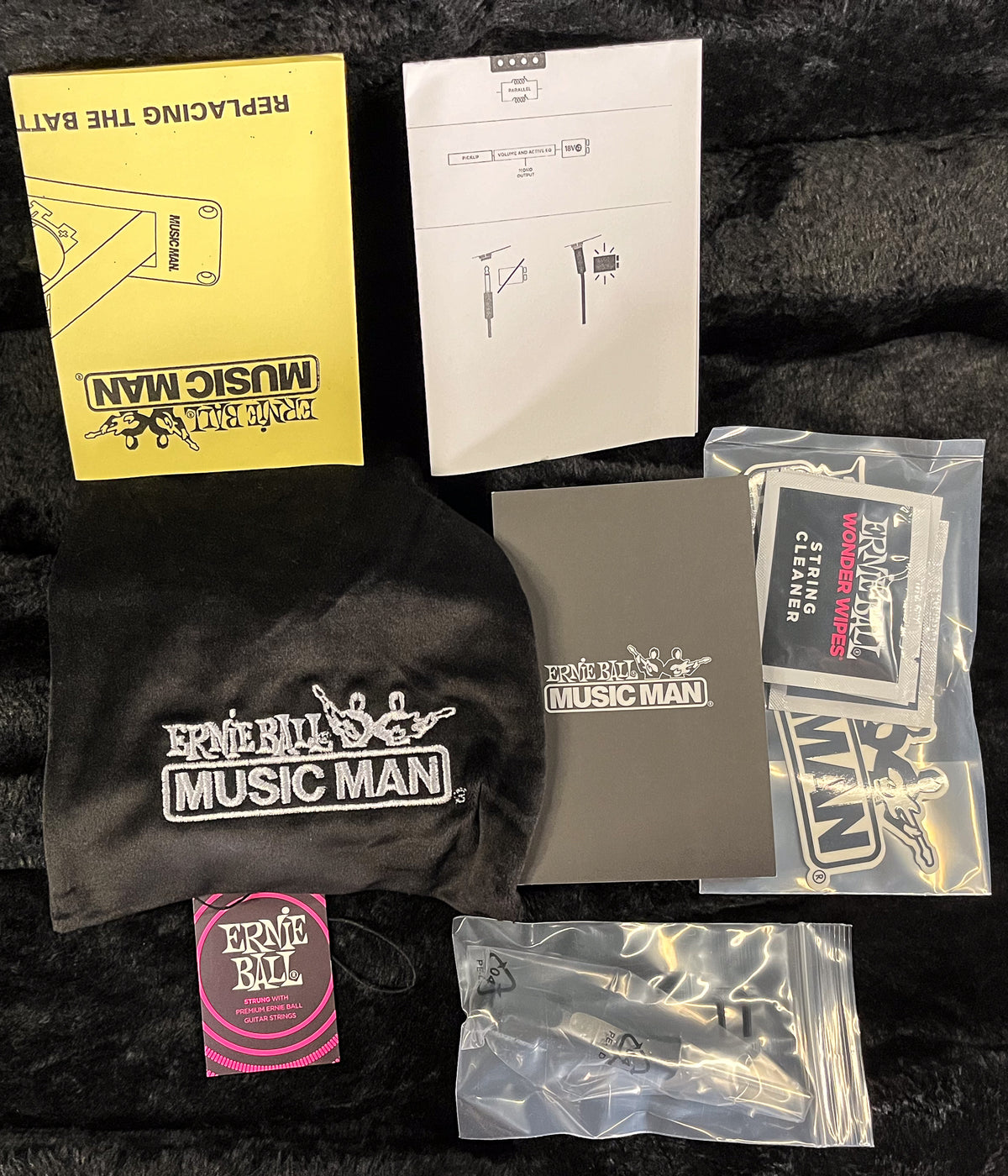 Ernie Ball Music Man StingRay H Special Ocean Sparkle (784)