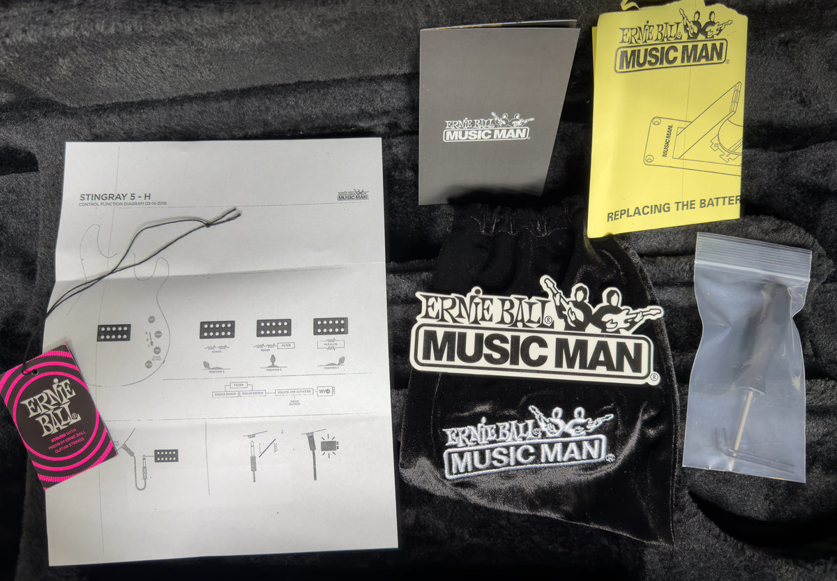 Ernie Ball Music Man StingRay Special 5 Hot Honey (532)