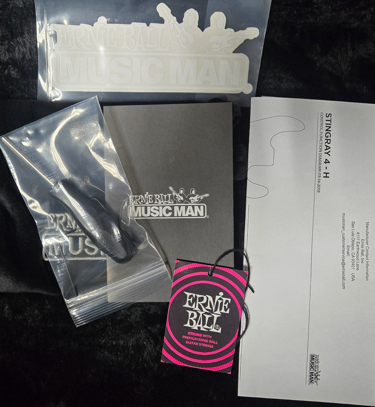 Ernie Ball Music Man 50th Anniversary StingRay Special Molten Gold (655)