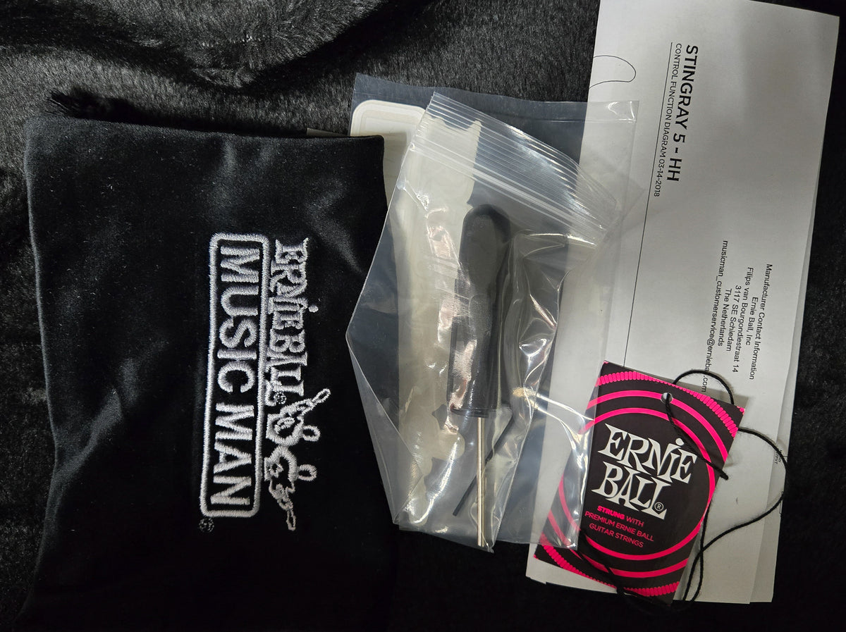 Ernie Ball Music Man StingRay Special 5 Black (563)